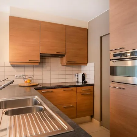 Amena 0101 - 2 Bedrooms 6p - Sunny Located And 5 Steps From The Sea - With Garage Apartment