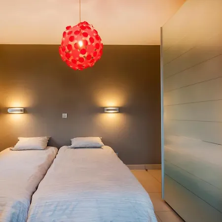 Amena 0101 - 2 Bedrooms 6p - Sunny Located And 5 Steps From The Sea - With Garage *