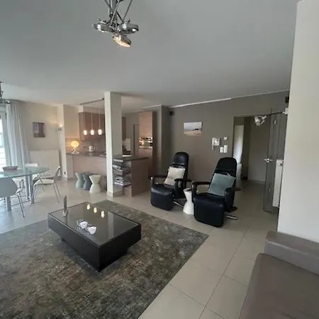 Amena 0101 - 2 Bedrooms 6p - Sunny Located And 5 Steps From The Sea - With Garage Coxyde