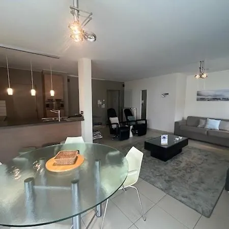 Amena 0101 + Garage Apartment